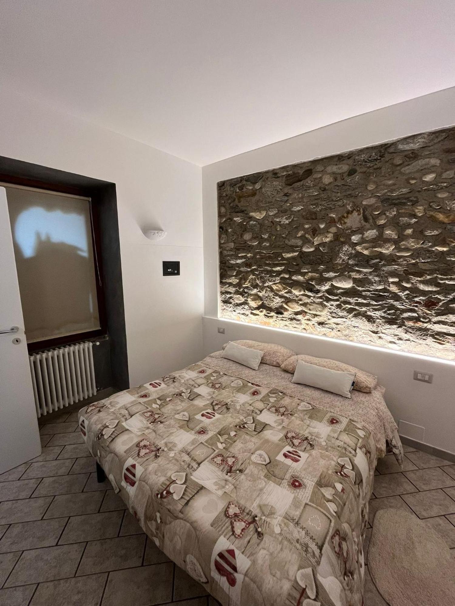 Casa Vacanza Il Gelsomino Somma Lombardo Esterno foto